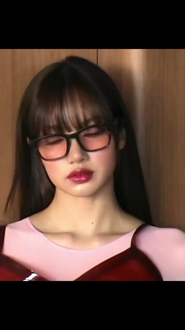 LISA W Magazine shoot