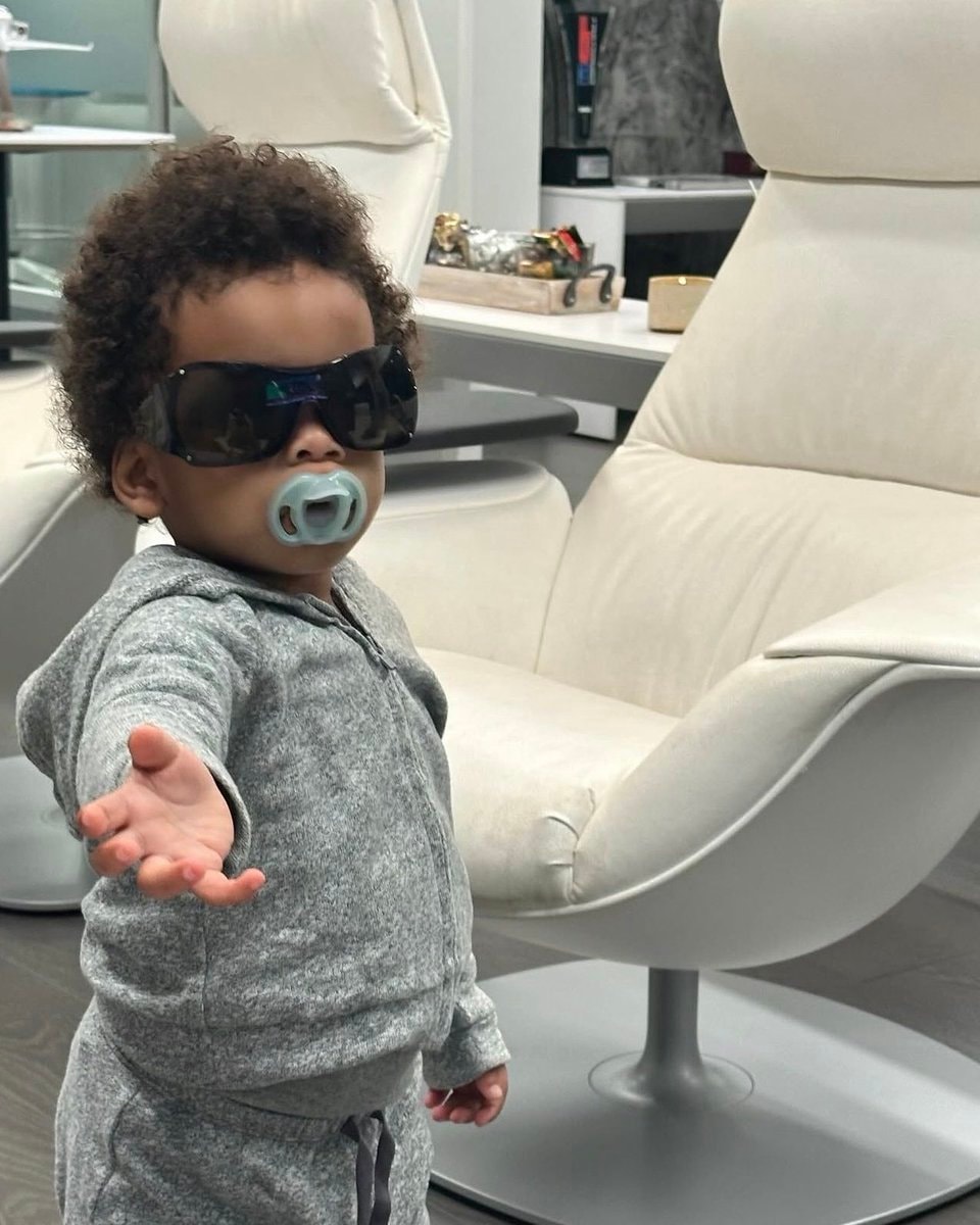 Dior babies (photo 2 of 3)