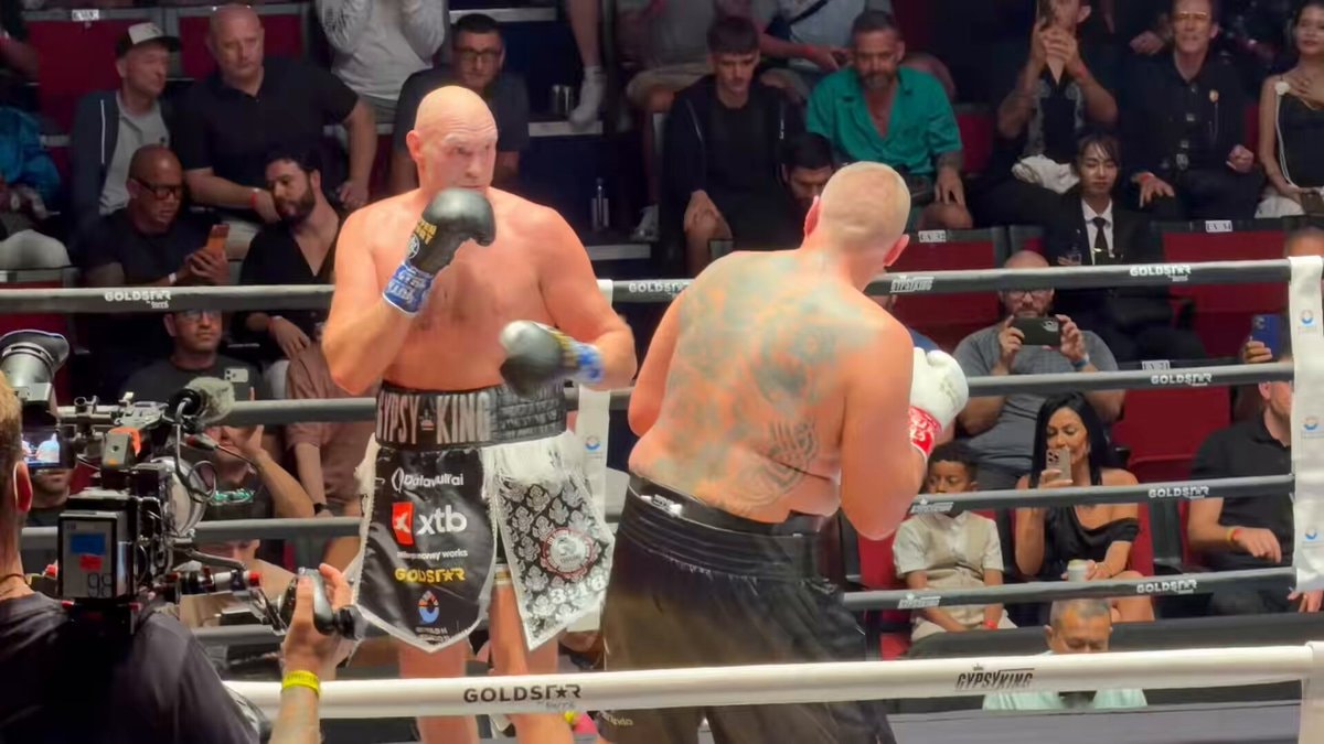Mariusz Wach right hand Fury Round 7