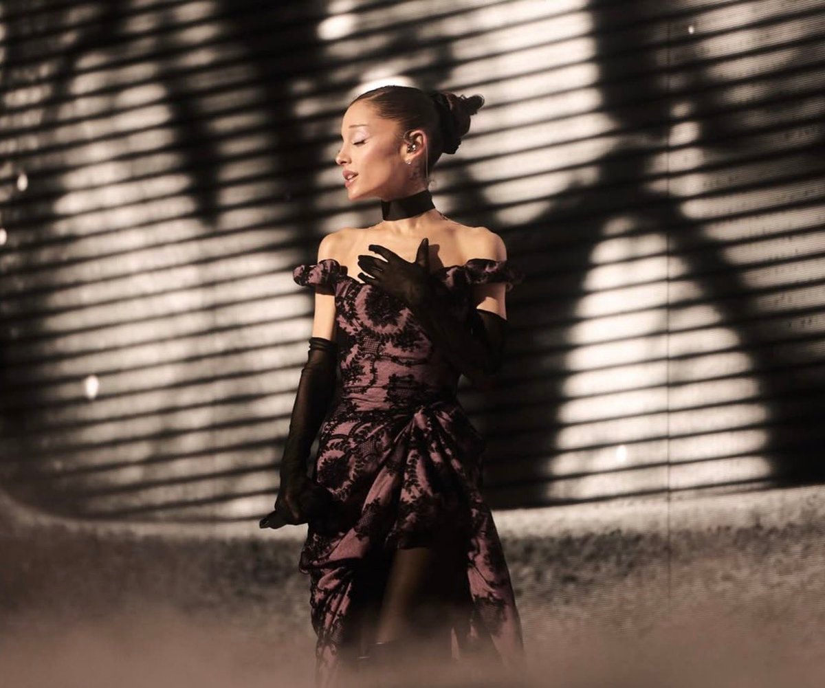 Ariana Grande eternal sunshine tour