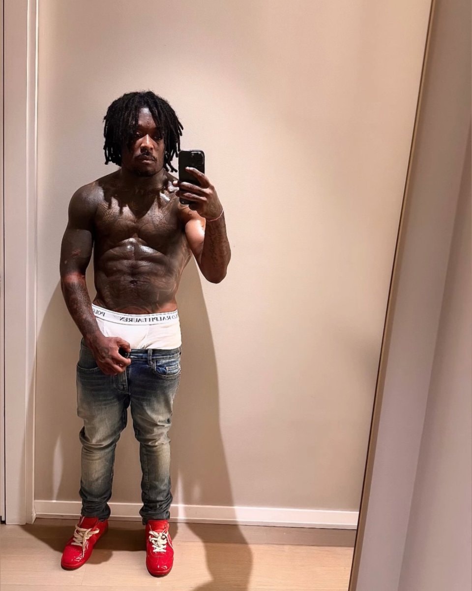 Lil Uzi Vert mirror selfie