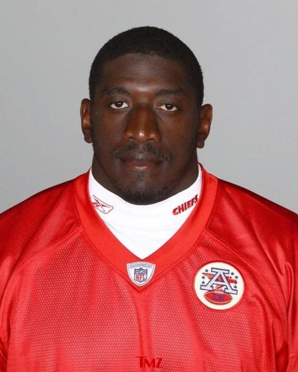 Allen Bailey former NFL defensive end