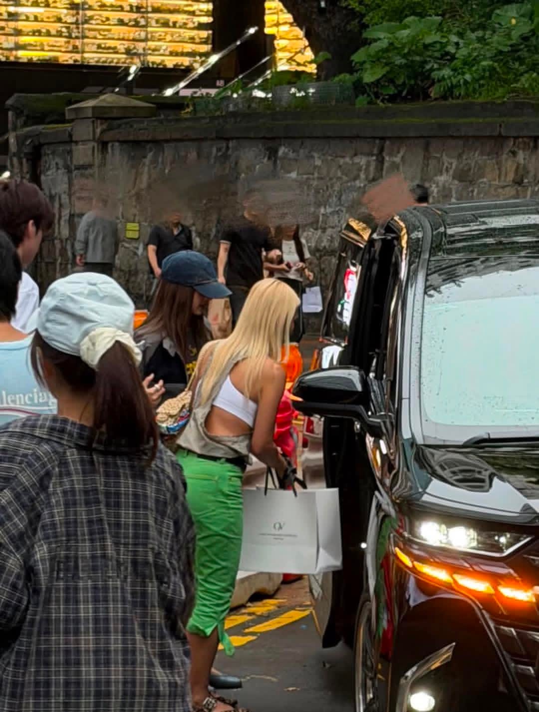 LISA Hong Kong sighting (photo 2 of 2)