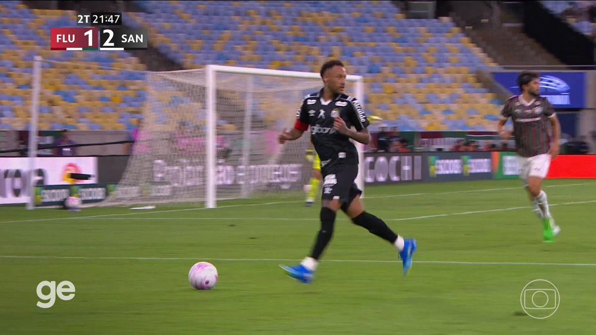 Neymar no-look pass while sick