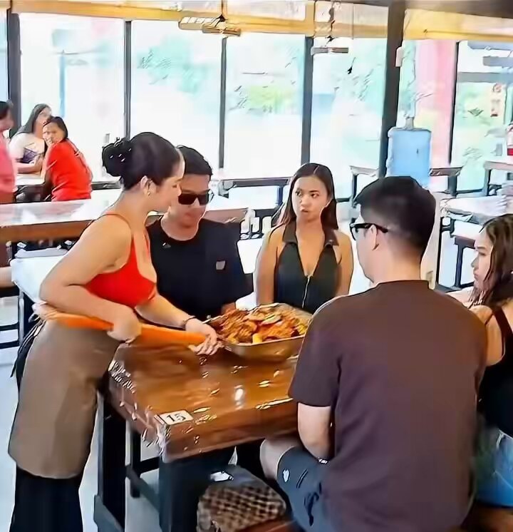 Jealousy over restaurant food