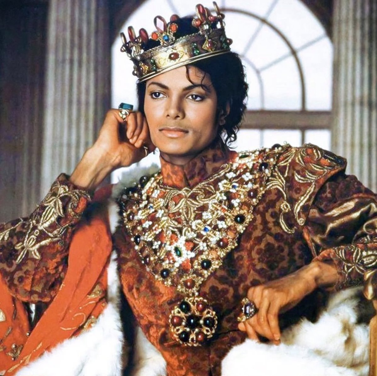 Michael Jackson royal portrait