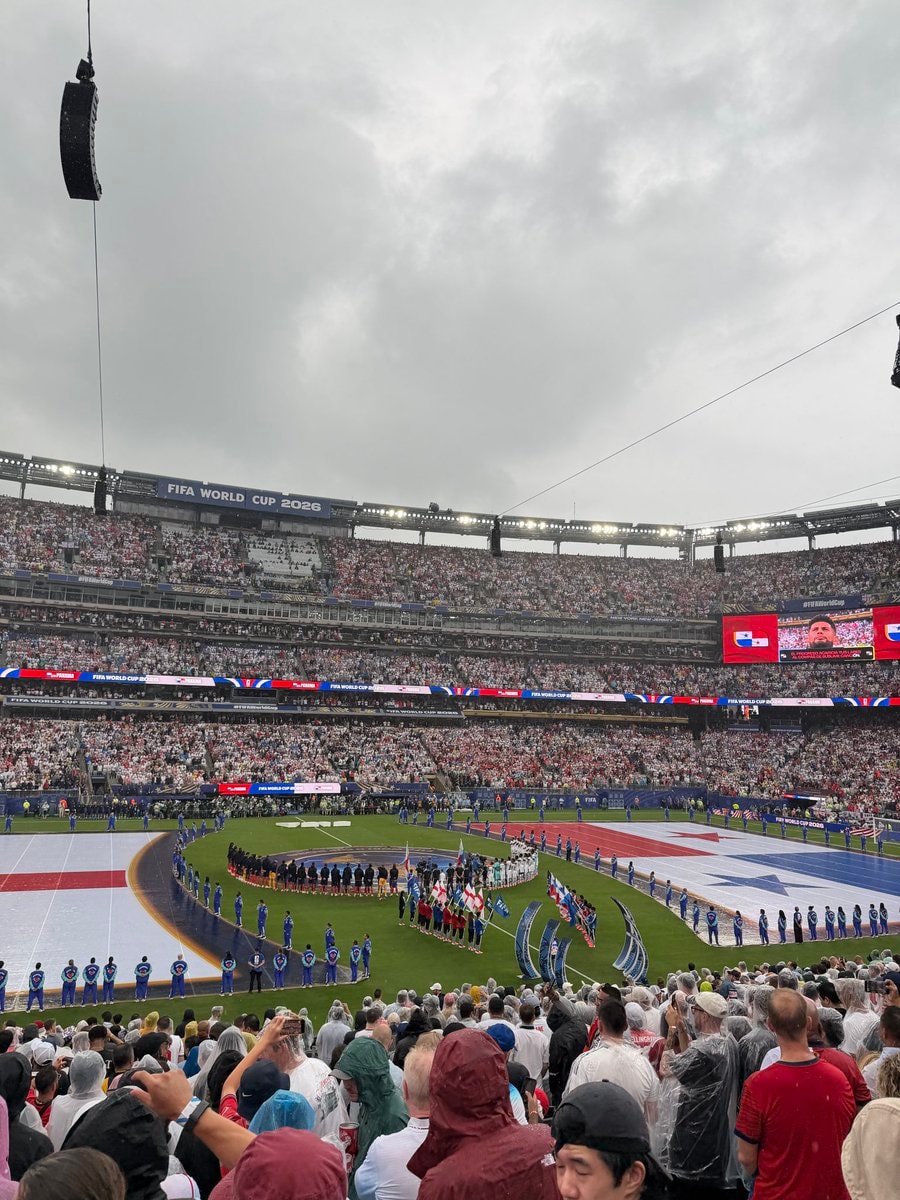 World Cup 2026 stadium crowd (photo 4 of 4)