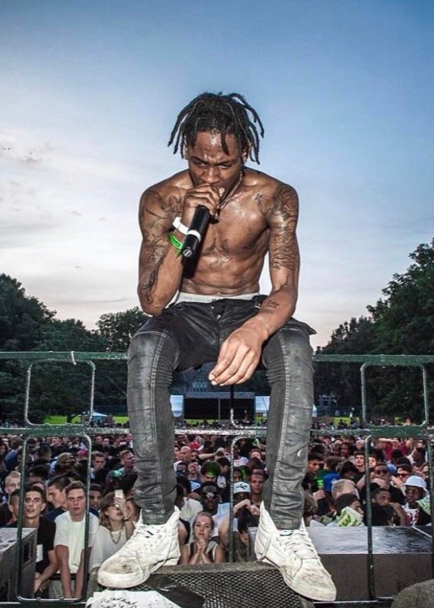 Travis Scott DAYS BEFORE RODEO (photo 2 of 2)
