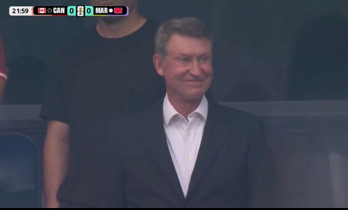 Wayne Gretzky Taylor Swift wedding World Cup (photo 2 of 2)