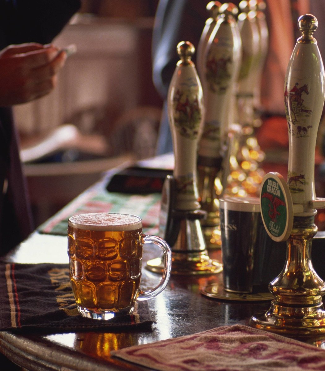 Keir Starmer extends pub hours for World Cup (photo 2 of 2)