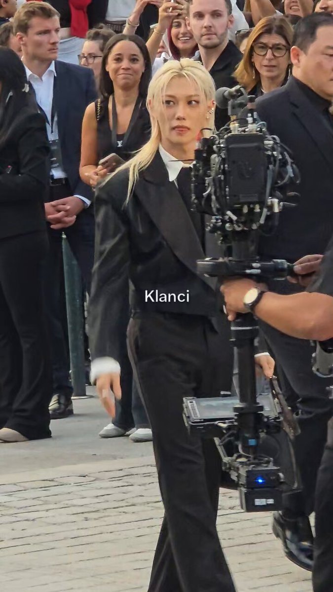 Felix Stray Kids Louis Vuitton show
