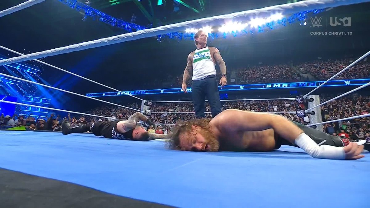 Sami Zayn retains title over Owens Sami Zayn retains title over Owens
