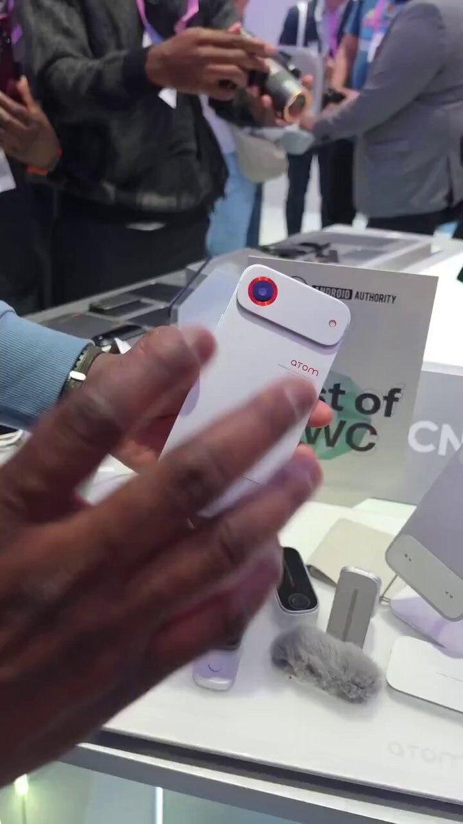 Modular phones magnetic battery camera