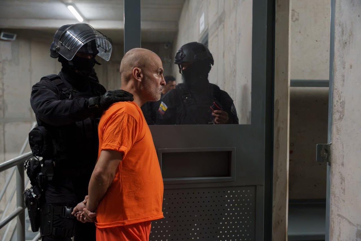 José Serrano in El Encuentro prison (photo 2 of 2)
