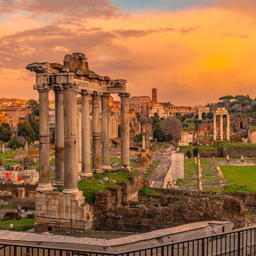 Colosseum Rome Sunset 🇮🇹 (photo 2 of 4)