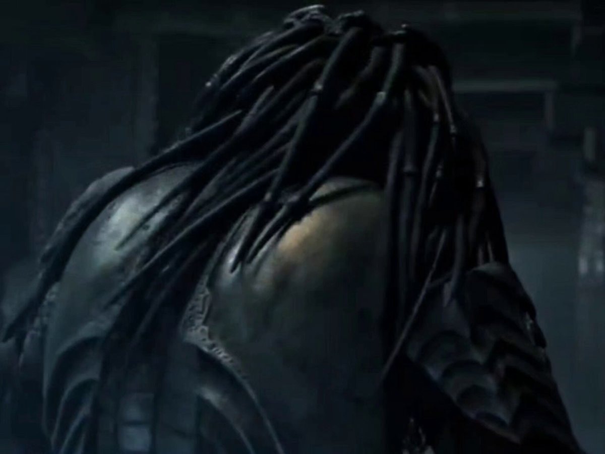 AVP Xenomorph vs Predators