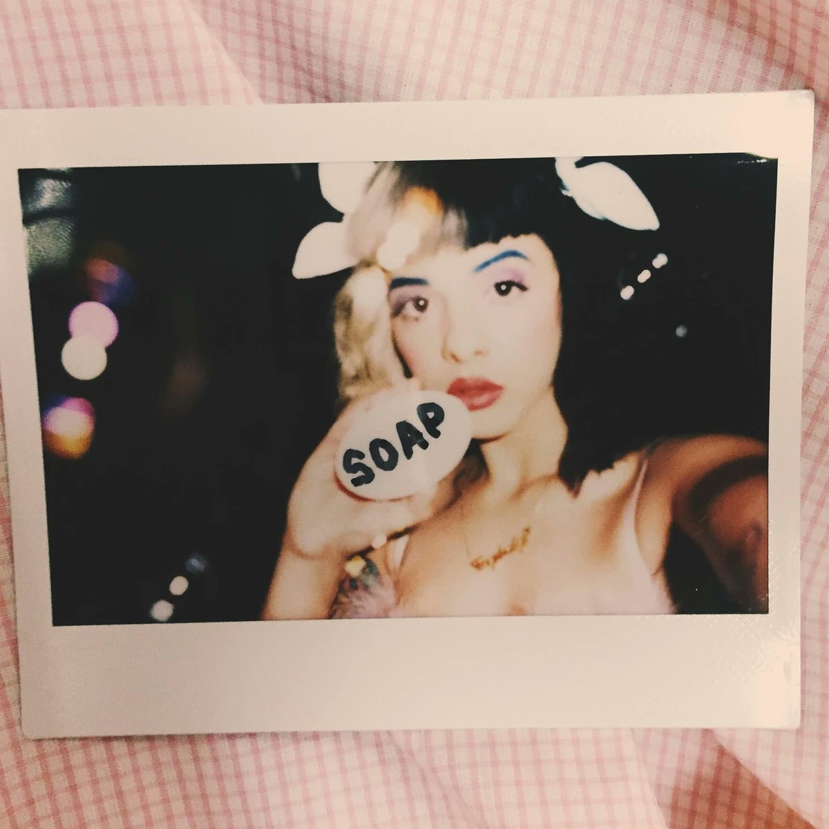 Melanie Martinez Soap 11 years (photo 1 of 2)