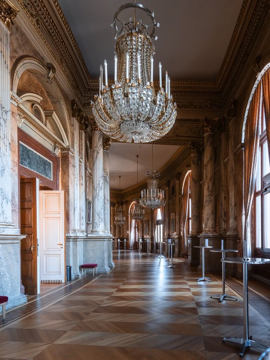 Burgtheater Vienna Austria (photo 3 of 4)