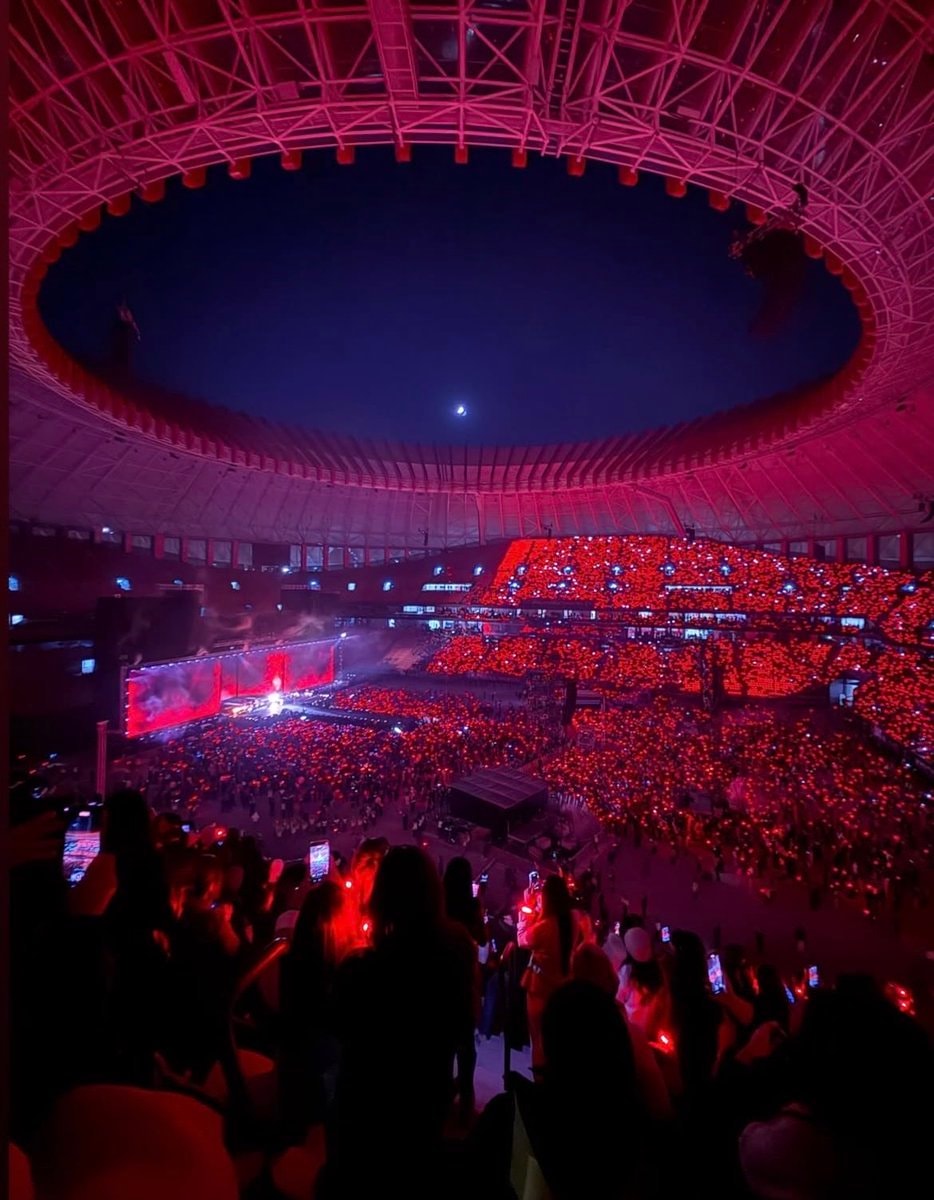 Shakira first concert Central Asia Bishkek