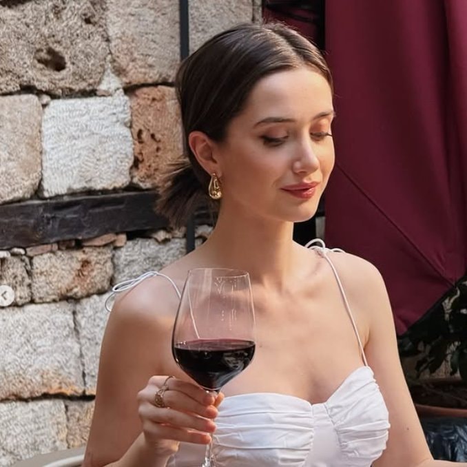 İlsu Demirci elegance (photo 2 of 3)