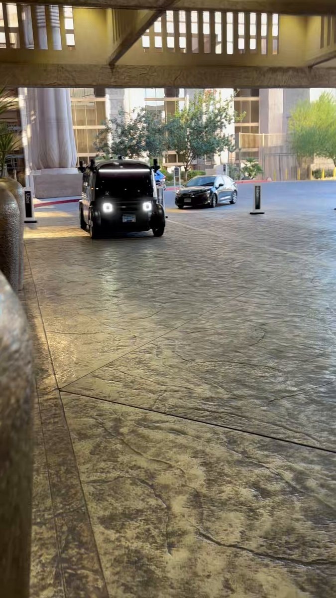 Zoox autonomous vehicle review