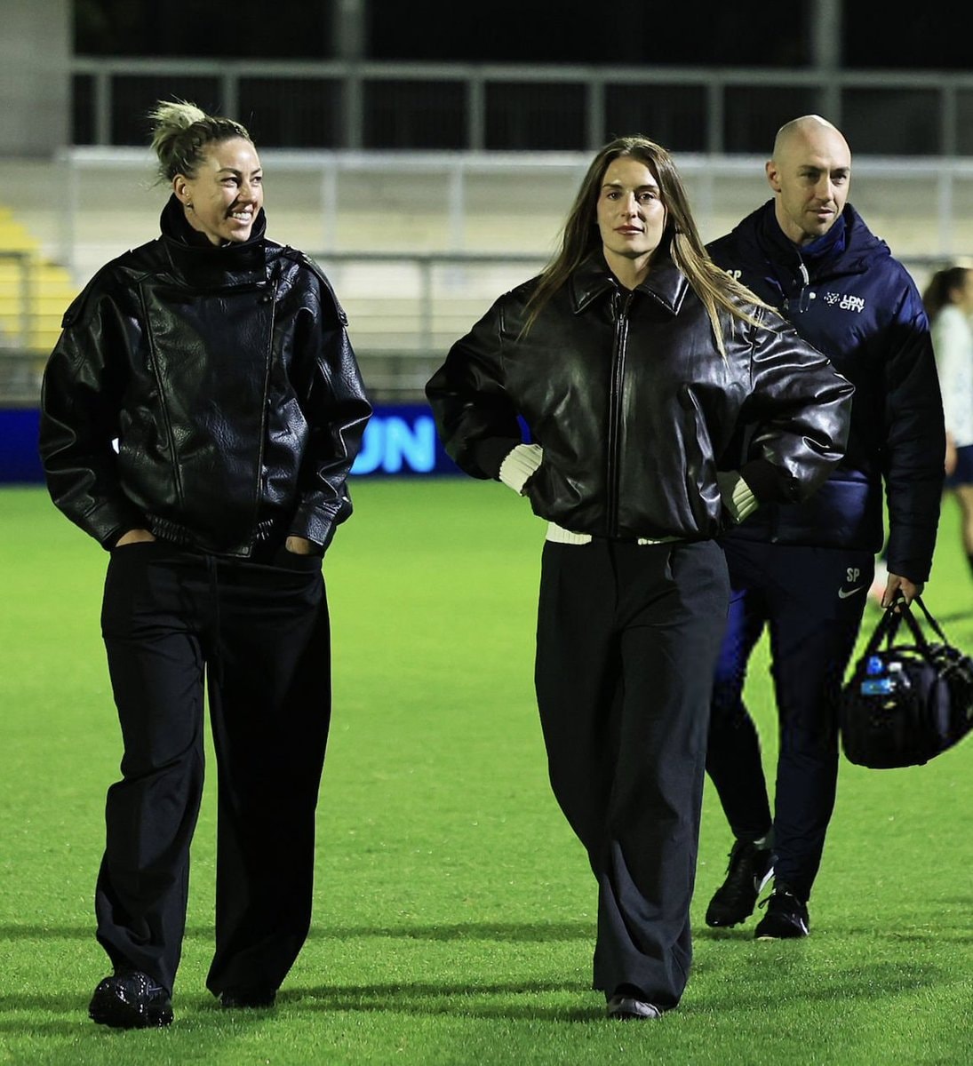 Alexia Putellas watches Barça Femeni