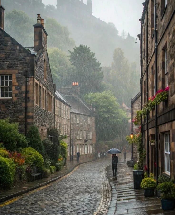 Edinburg after rain (photo 4 of 4)
