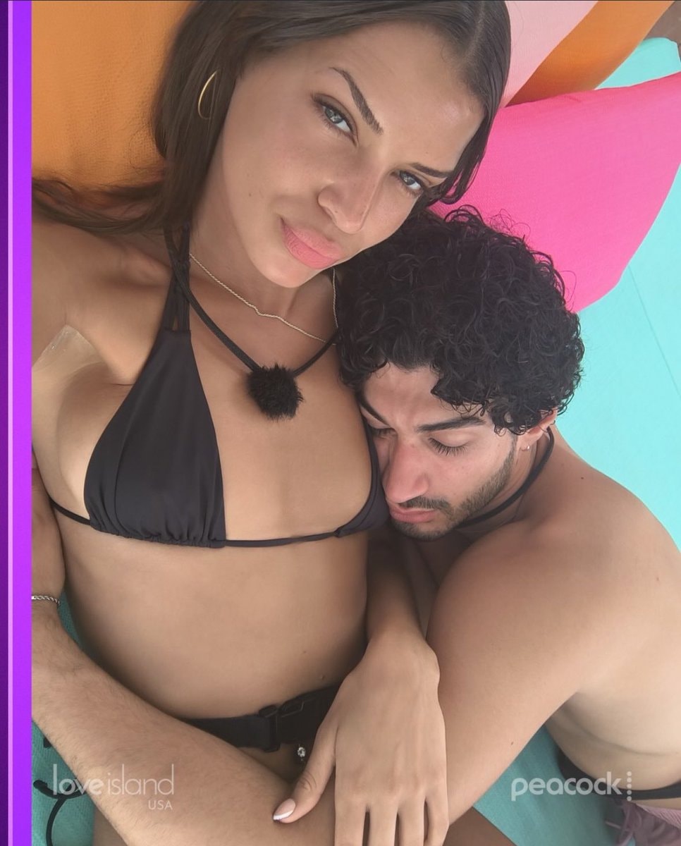 Love Island USA Bryce Kayda Zach (photo 2 of 2)