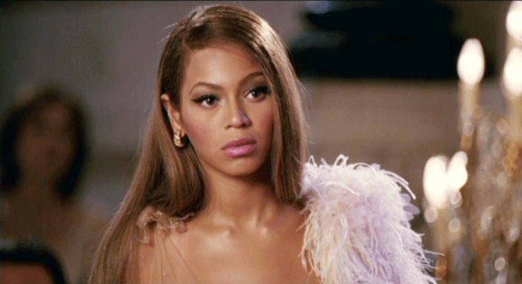 Beyoncé box office $3.4 billion (photo 2 of 3)