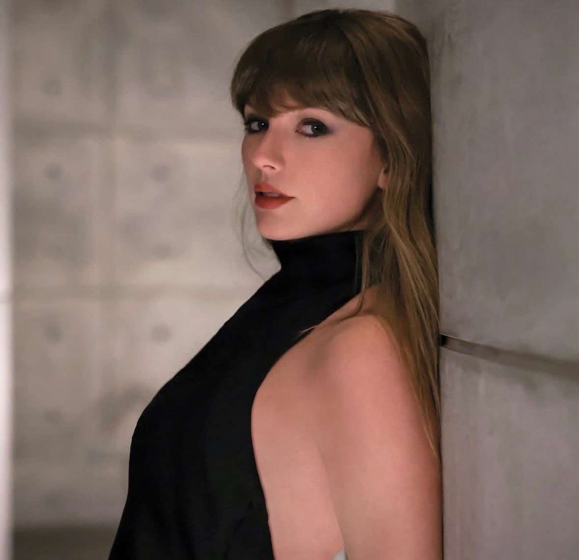 Taylor Swift Global Artists Spotify #1 (photo 2 of 2)