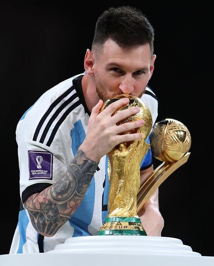 Lionel Messi FIFA World Cup trophy