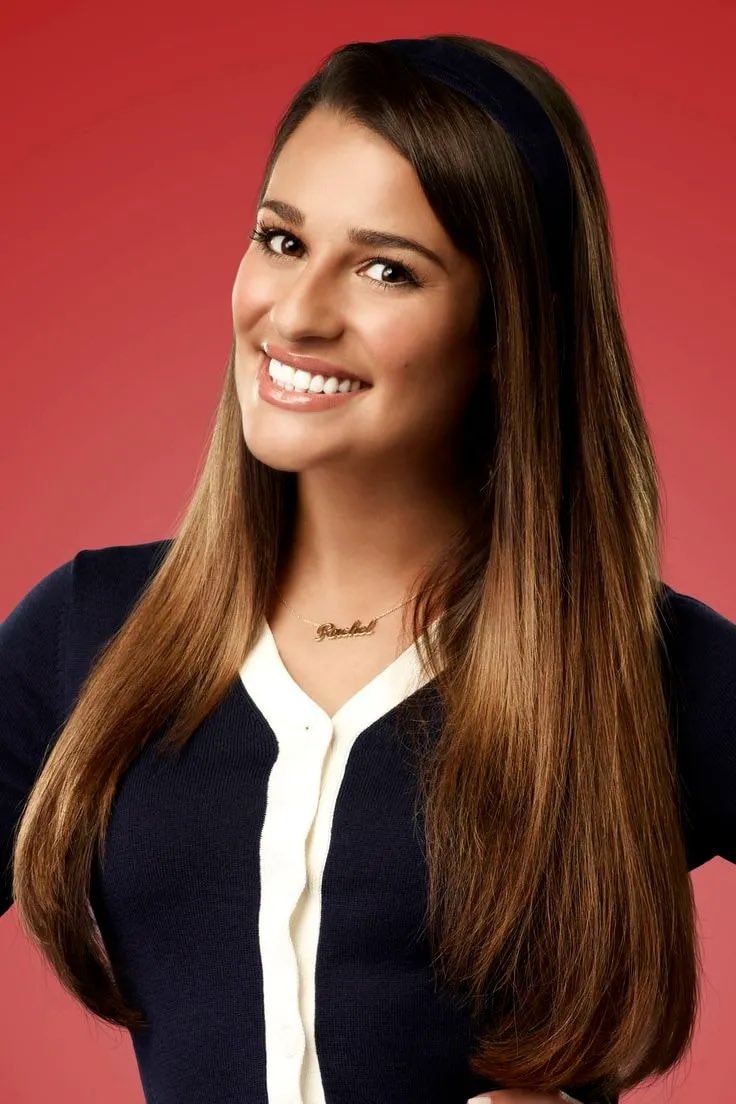 Lea Michele returns as Rachel Berry in Glee reboot (photo 2 of 2)