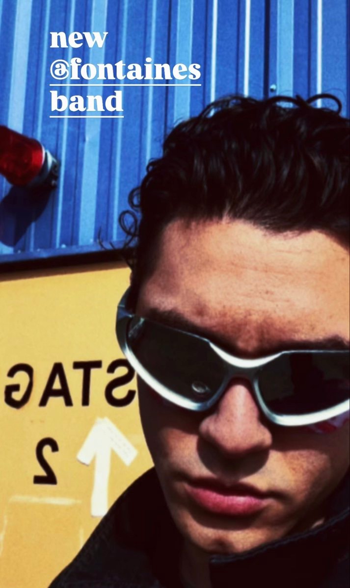 Belmont Cameli sunglasses moment (photo 1 of 2)