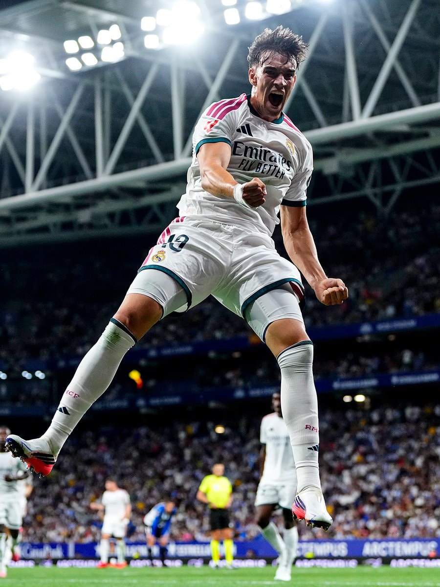 Carlos Espí Real Madrid presentation