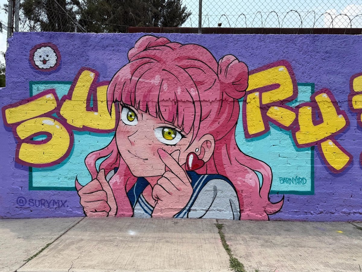 Suzuki Polar Opposites Mexico City mural (photo 2 of 2)