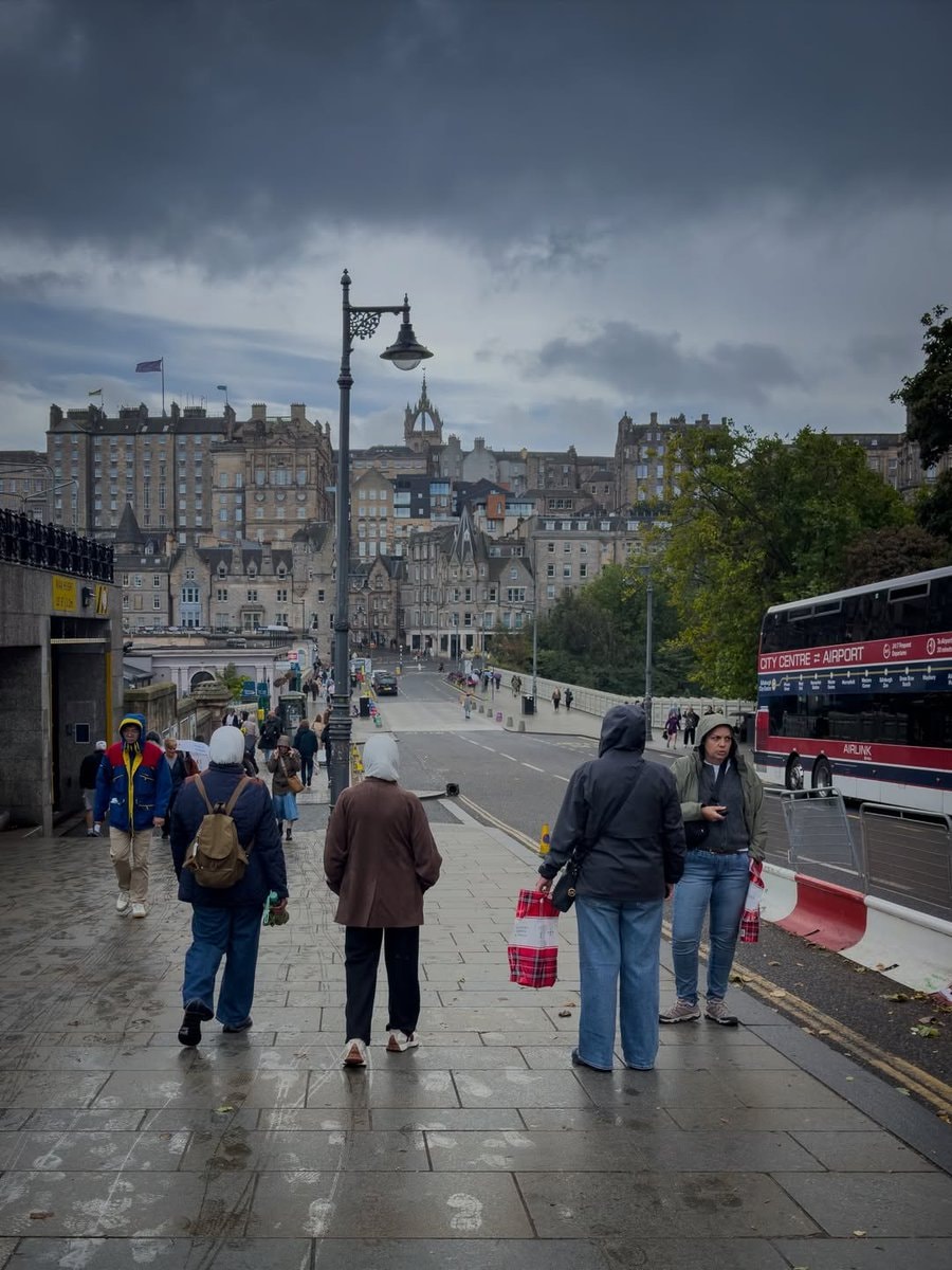Edinburgh Scotland (photo 2 of 4)
