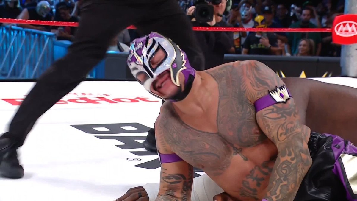 Rey Mysterio Triplemania move Rey Mysterio Triplemania move