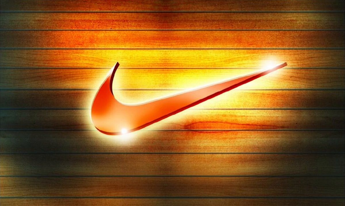 Nike removed from S&P 100 Nike removed from S&P 100