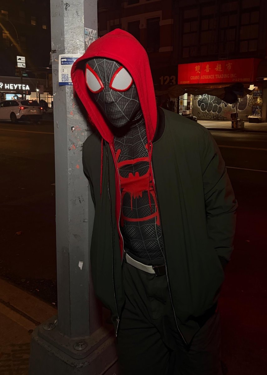 IShowSpeed Miles Morales Halloween (photo 2 of 2)