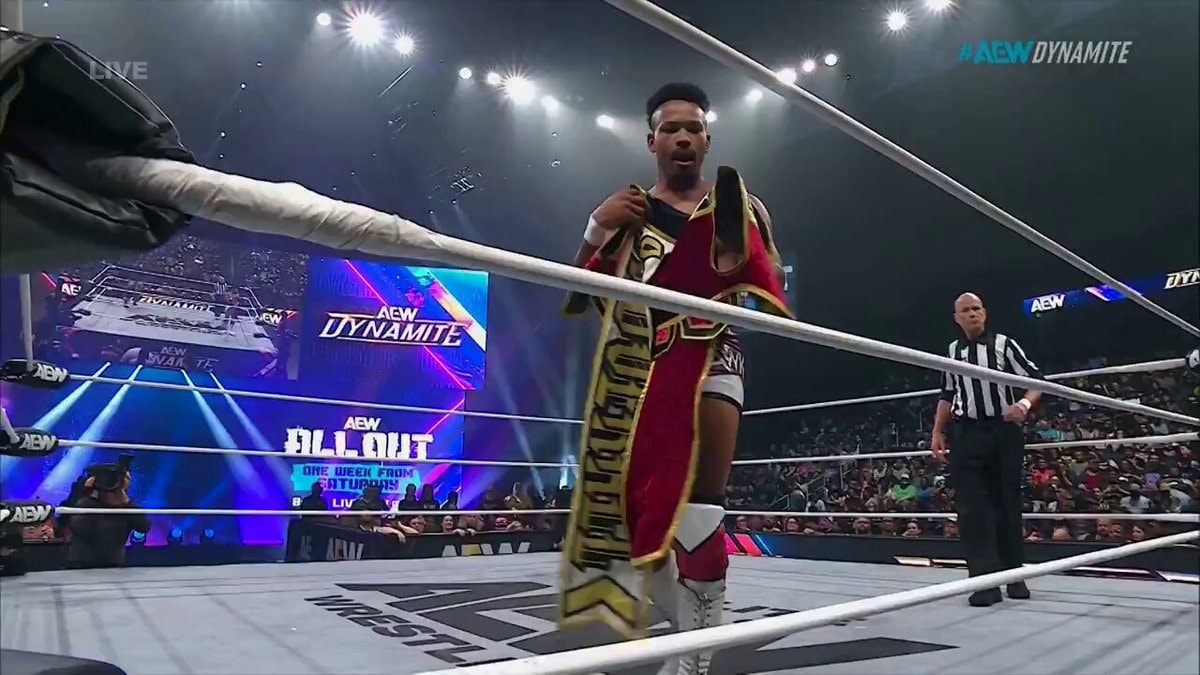 Tommaso Ciampa beats Myles Hawkins on AEW Dynamite Tommaso Ciampa beats Myles Hawkins on AEW Dynamite