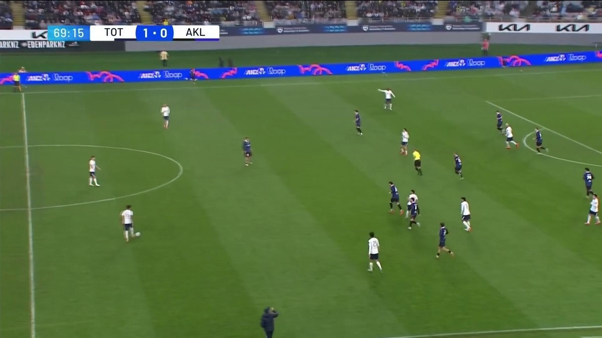 Richarlison goal Tottenham vs Auckland FC New Zealand record crowd