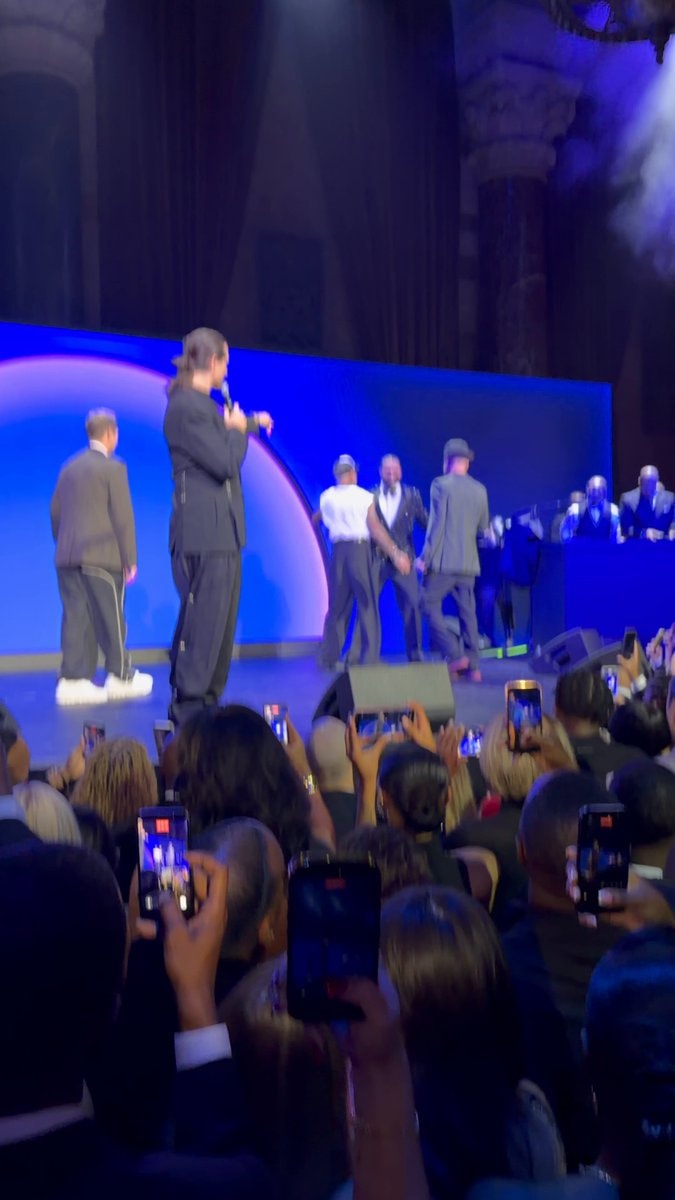 Drake Backstreet Boys birthday performance