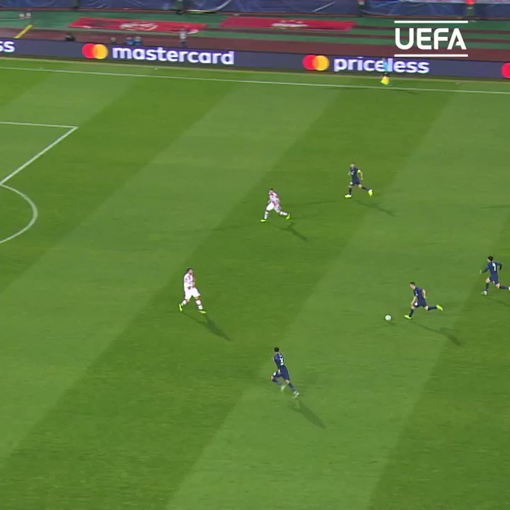 Tottenham greatest Champions League goal