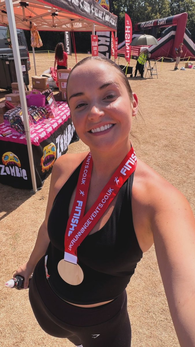 Jacqueline Jossa medal moment 🔥