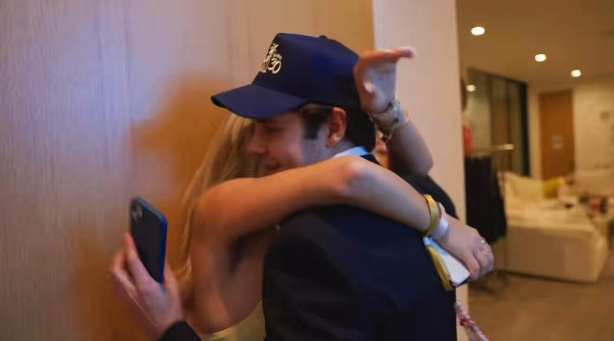FaZe Banks joins David Dobrik and Corinna Kopf in bed FaZe Banks joins David Dobrik and Corinna Kopf in bed