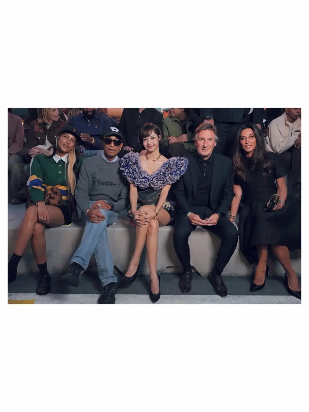 Lisa LALISA LLOUD Louis Vuitton