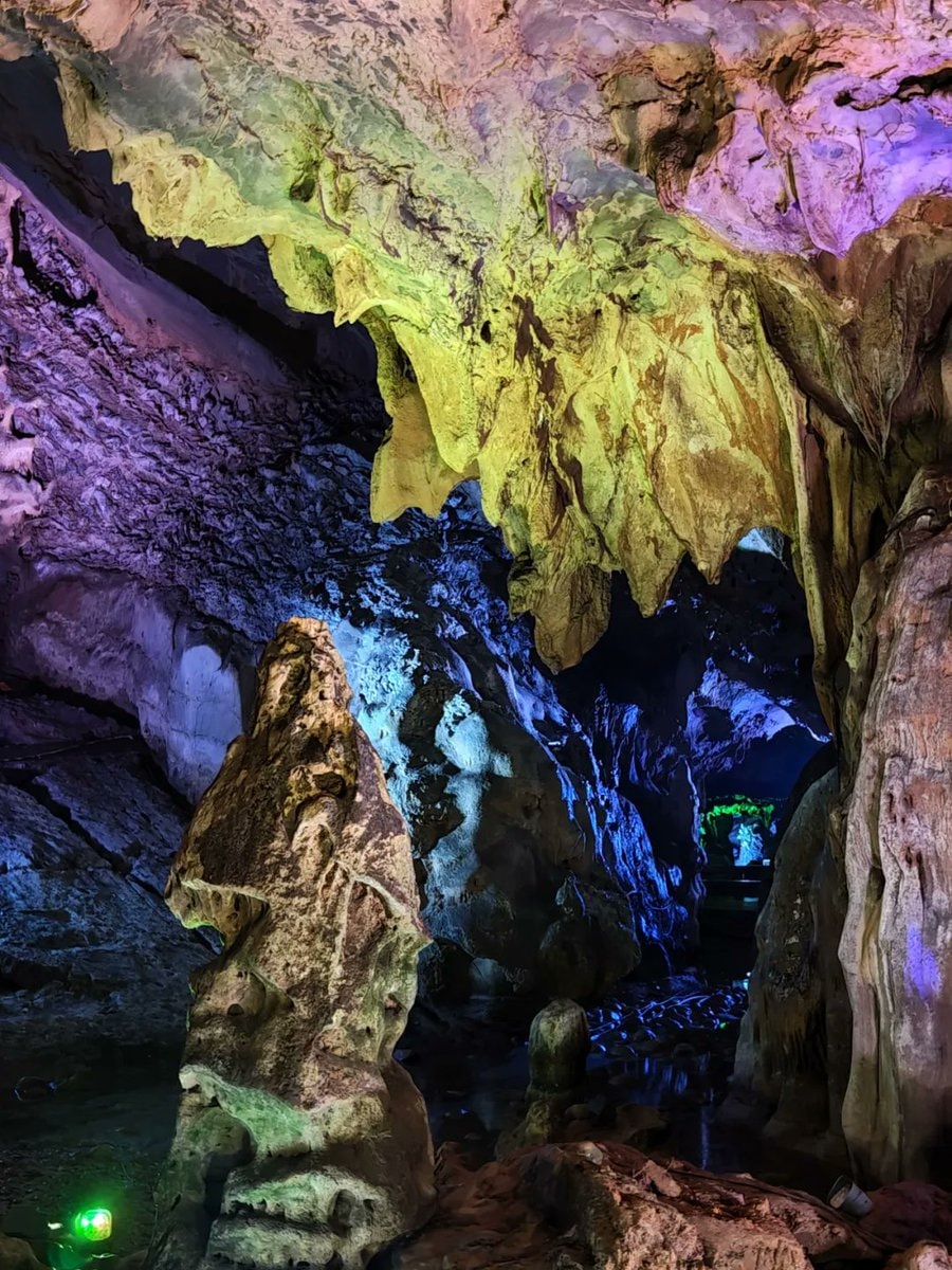 Lingyan Cave Jiangxi (photo 2 of 4)