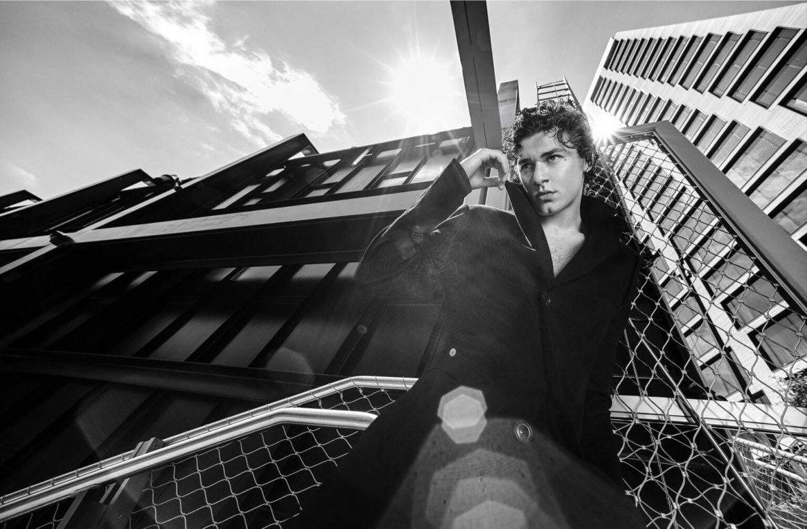 Belmont Cameli VMAN magazine (photo 4 of 4)