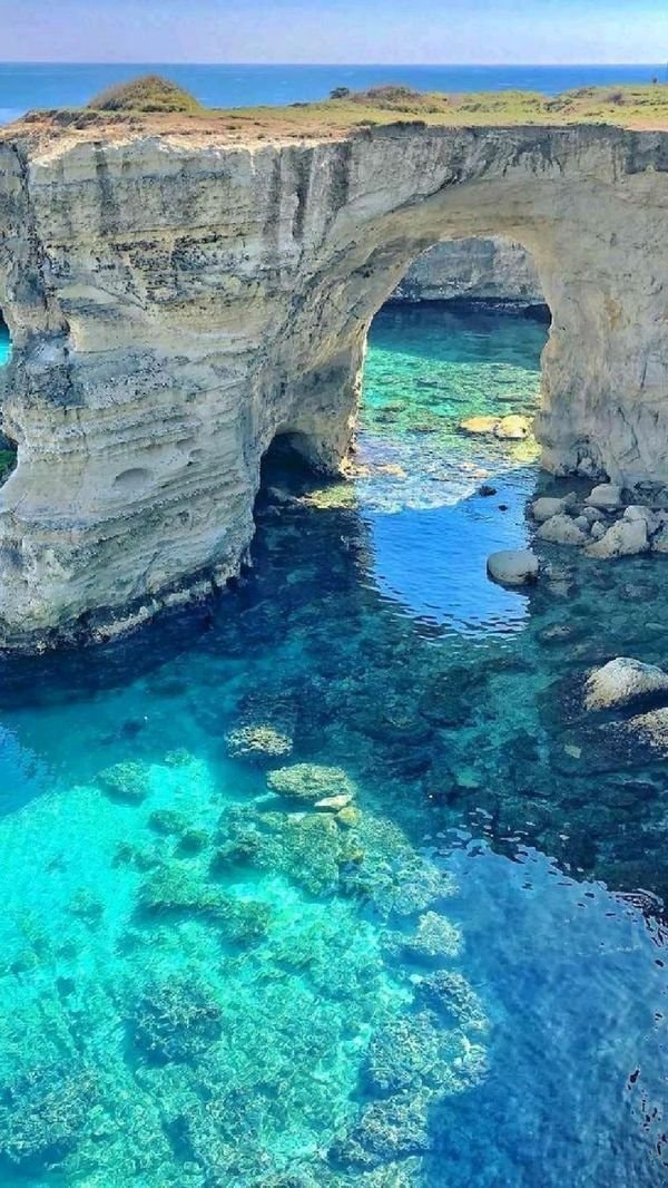 Puglia coastal town (photo 3 of 4)