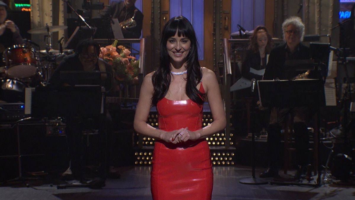 Dakota Johnson Anne Hathaway joke